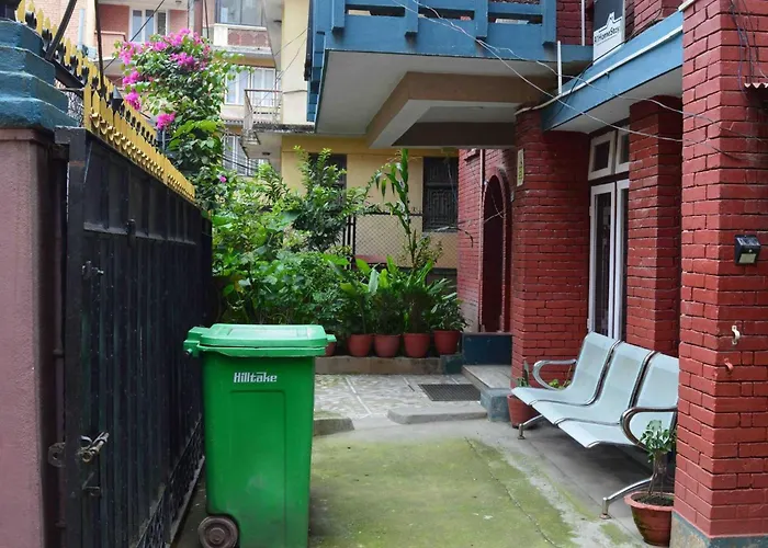 Thamel Thamel 5 Min Walk 1bhk 3rd Floor *